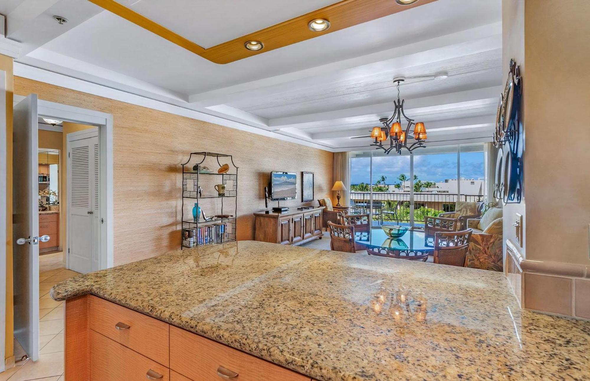 The Whaler By Maui Resort Rentals Lahaina Exterior photo