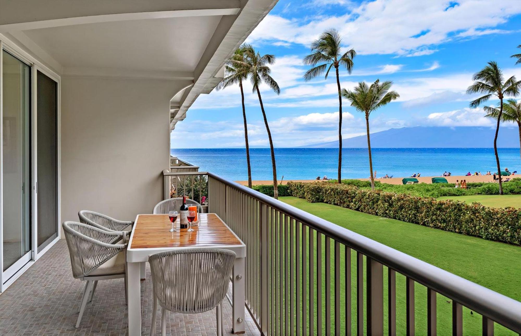The Whaler By Maui Resort Rentals Lahaina Exterior photo
